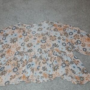 4/$18 SO XL womans blouse